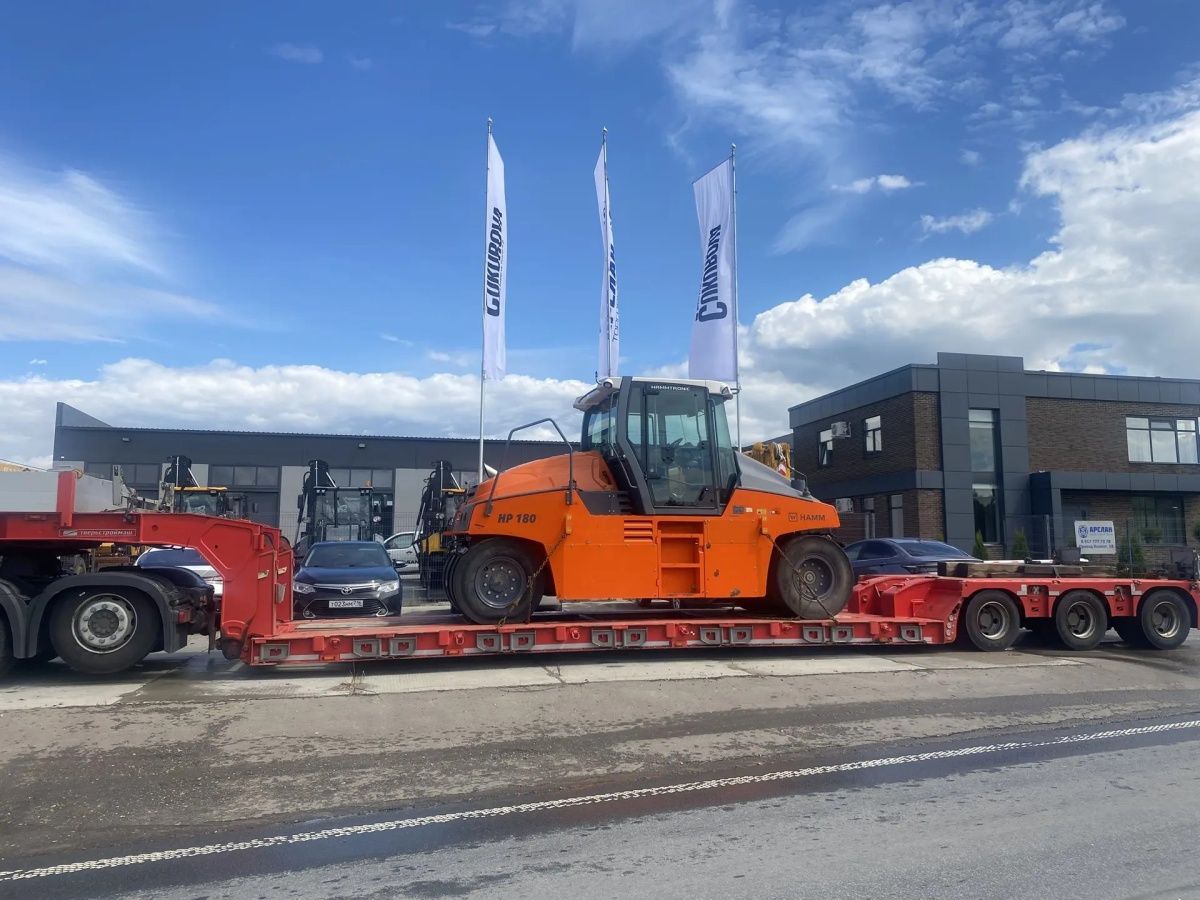 Каток Hamm HP 180 с наработкой отправился заказчику в Москву